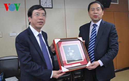 VOV, Shaanxi radio enhance cooperation  - ảnh 2